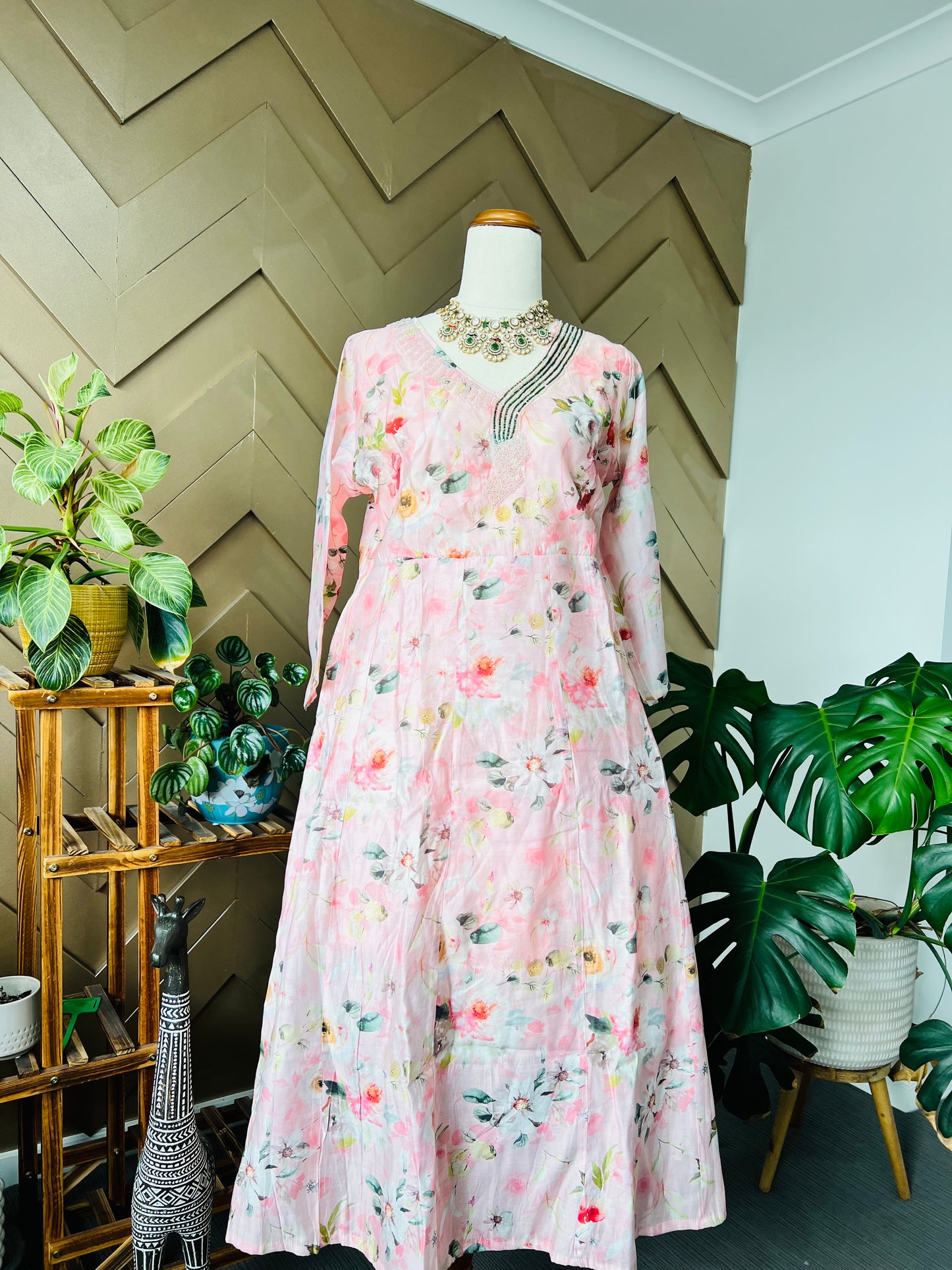 Floral beadwork Kurta Set