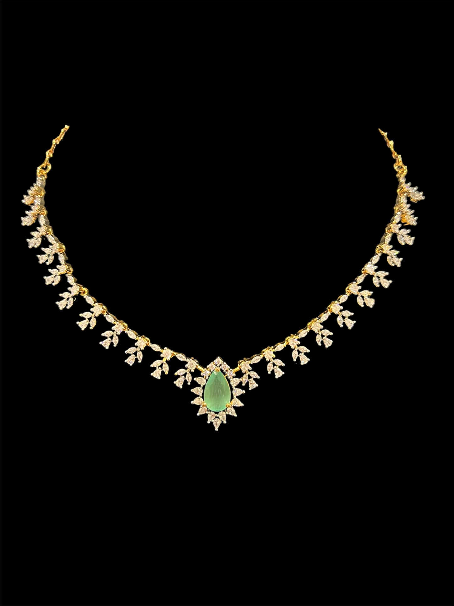Diamond look Choker necklace
