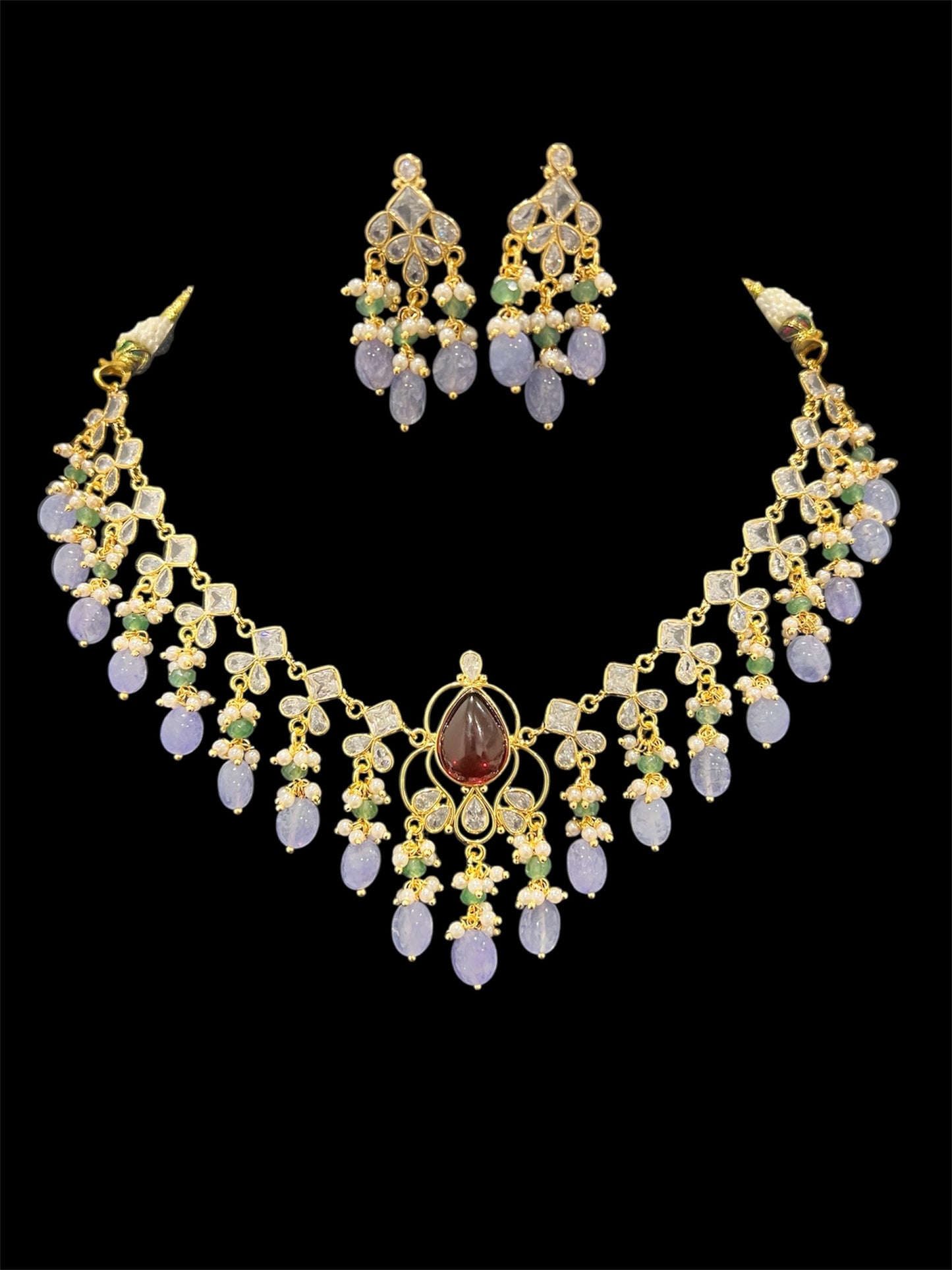 Uncuts style short necklace set
