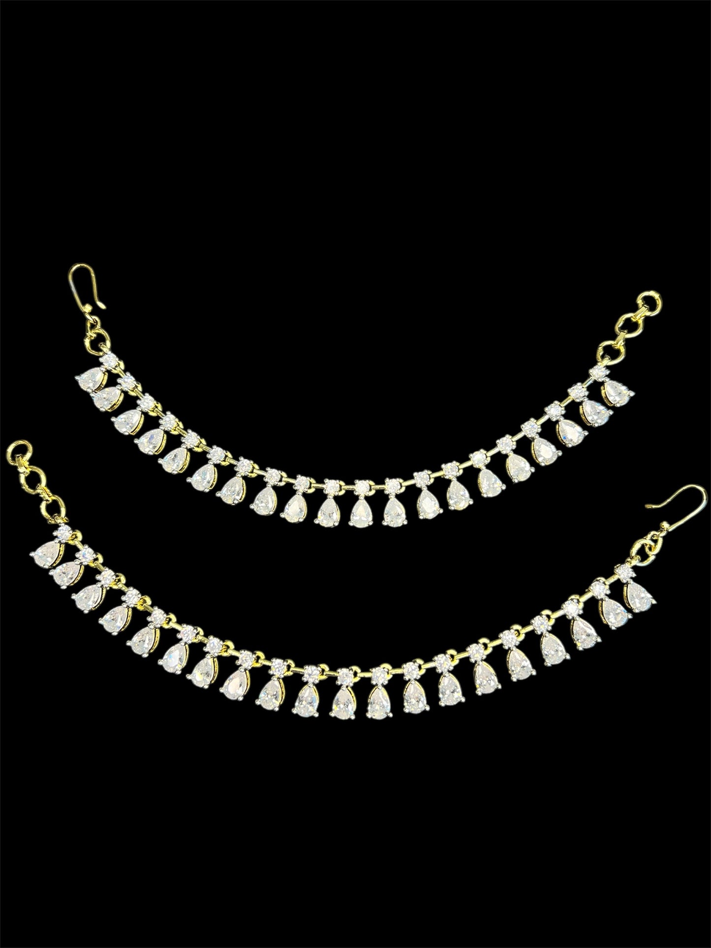 Single line Diamond look ear chains