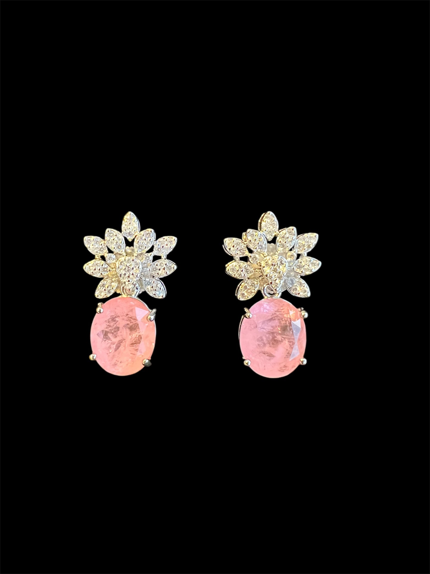 Daily wear earrings