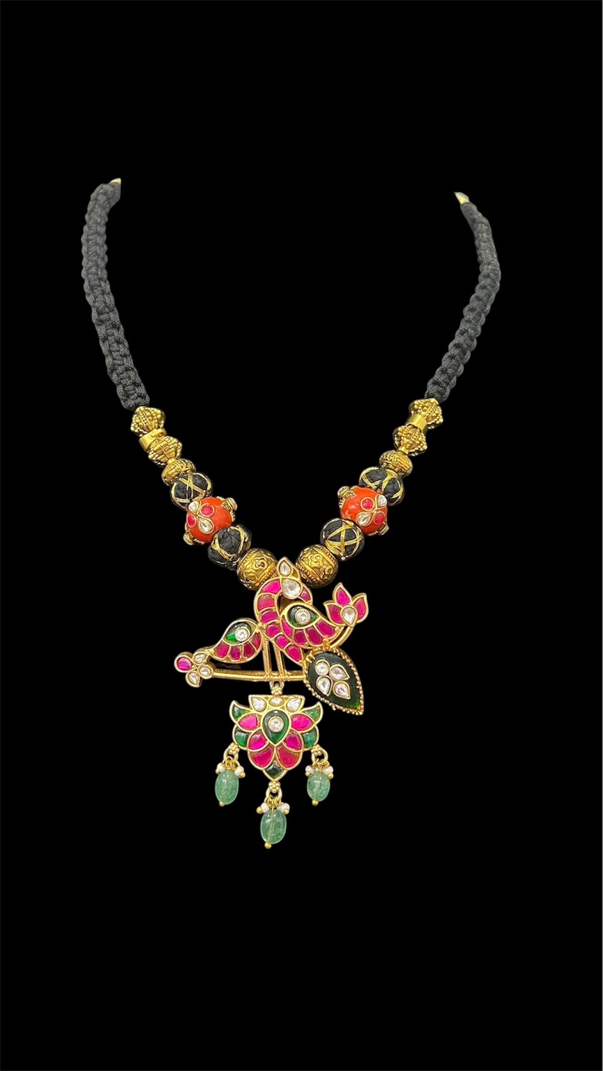 Black thread Jadau Kundan chain