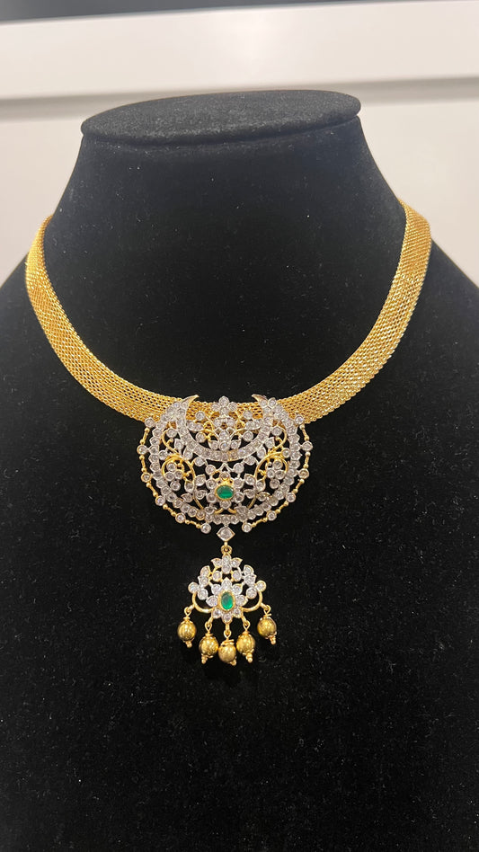 Chandravanka pendant set