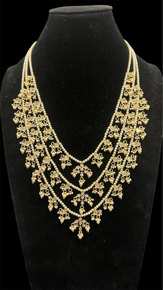 Teen lada uncuts look necklace set