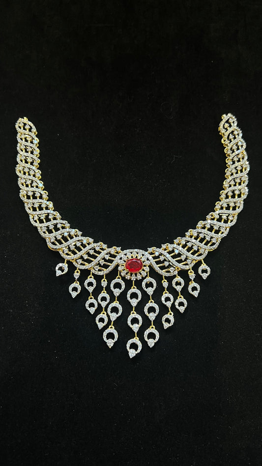 Diamond look choker set
