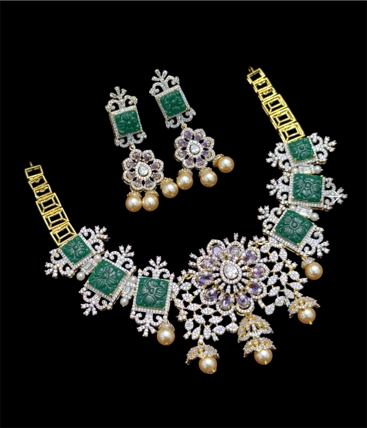 Statement Diamond look necklace set