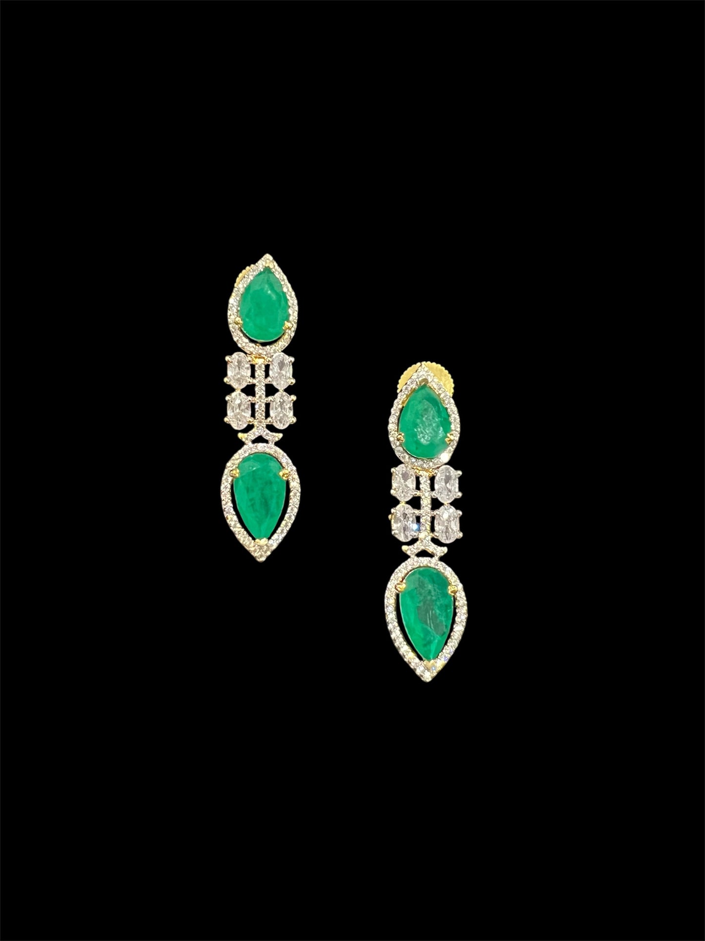 Diamond Look Green Stone Choker