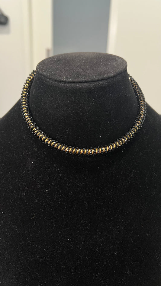 Black crystal beads Hasli