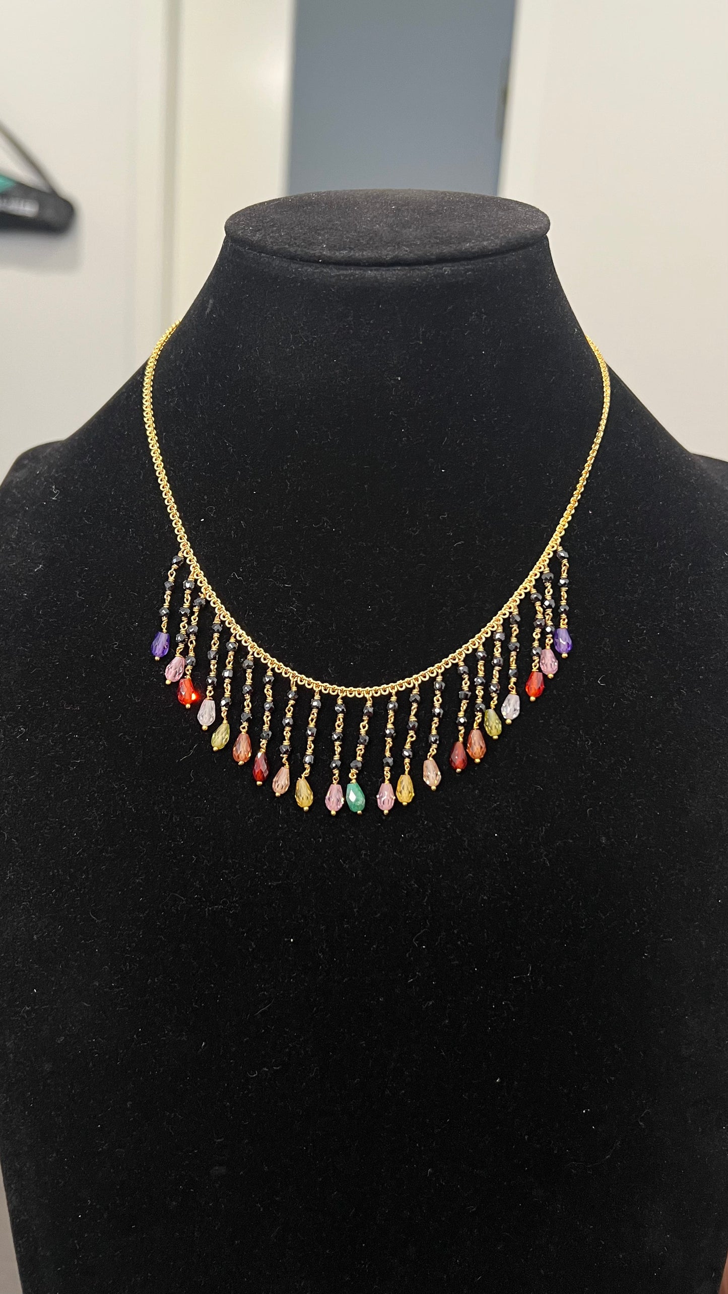 Navaratna Chain Black Beads