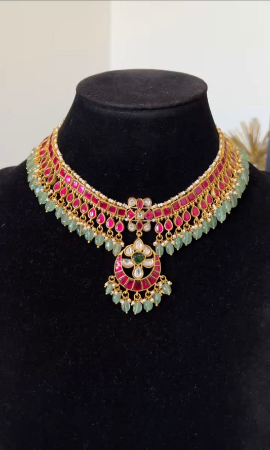 Jadau Kundan Choker