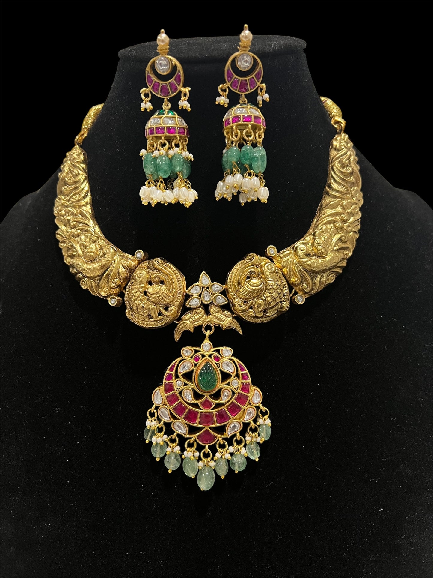 Antique Temple Kundan Kante with Kundan Jhumkas