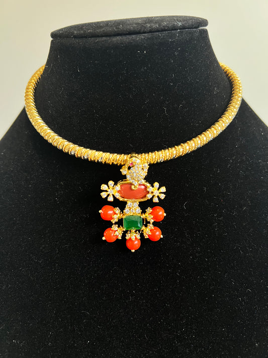 Coral Emerald pendant with Gold Hasli