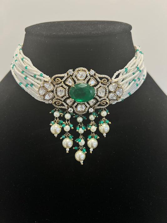 Green Chia Pearls Choker set