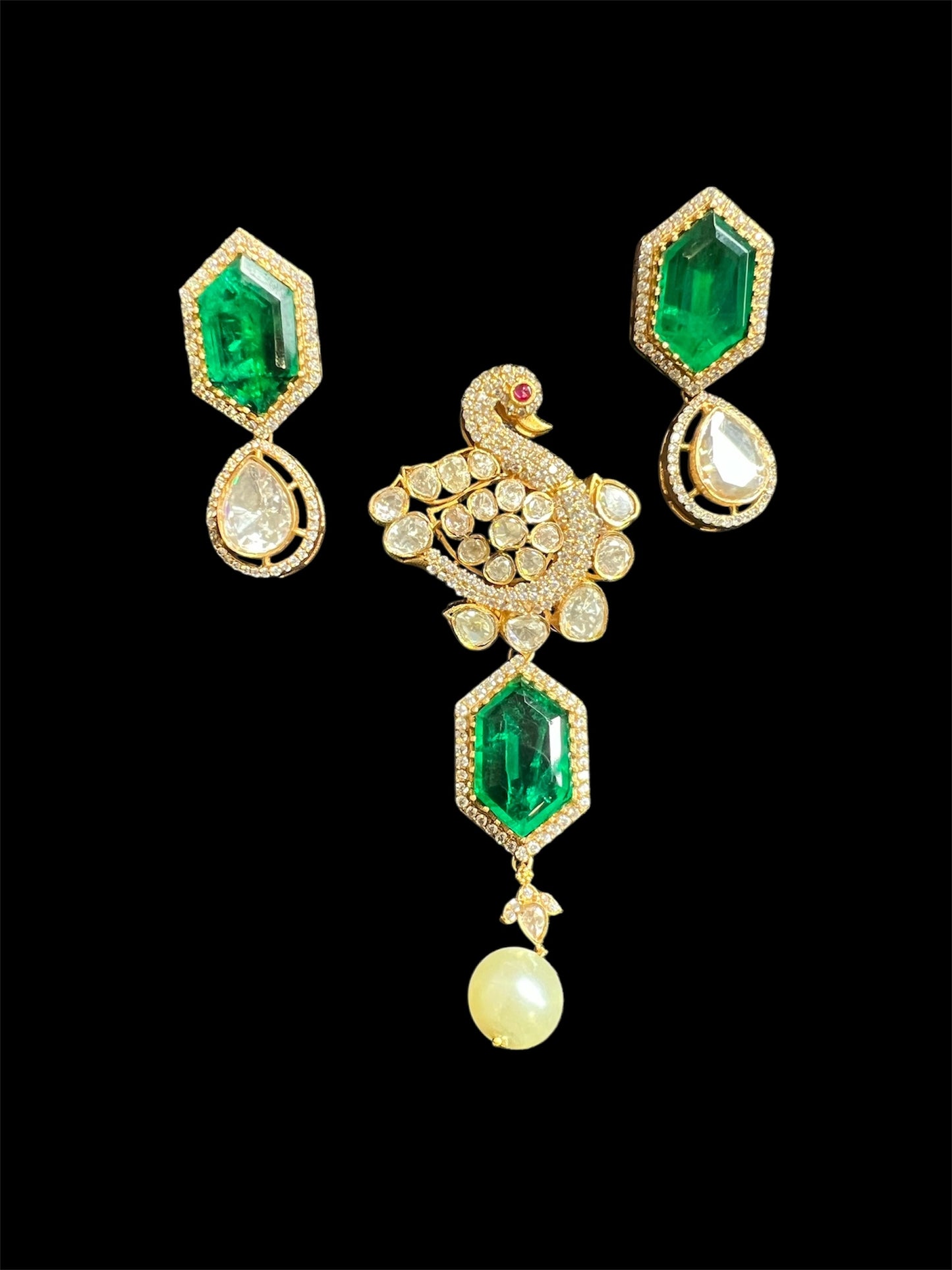 Moissanite Doublet Polki Pendant Set