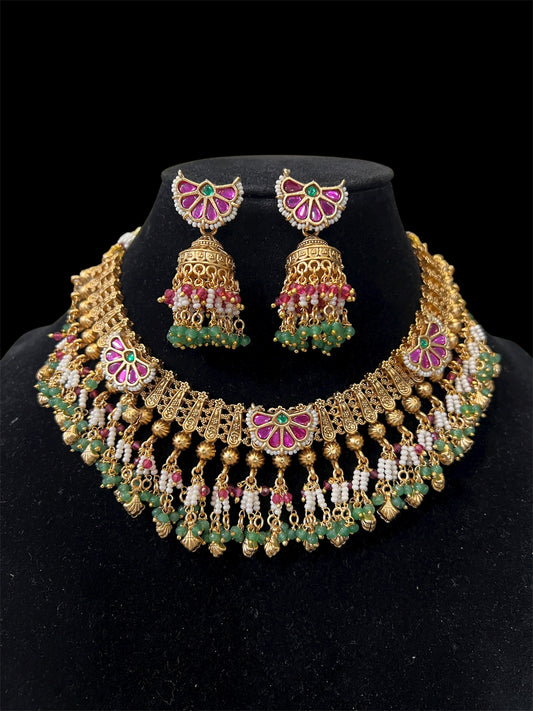 Jadau Kundan floral short Necklace Set