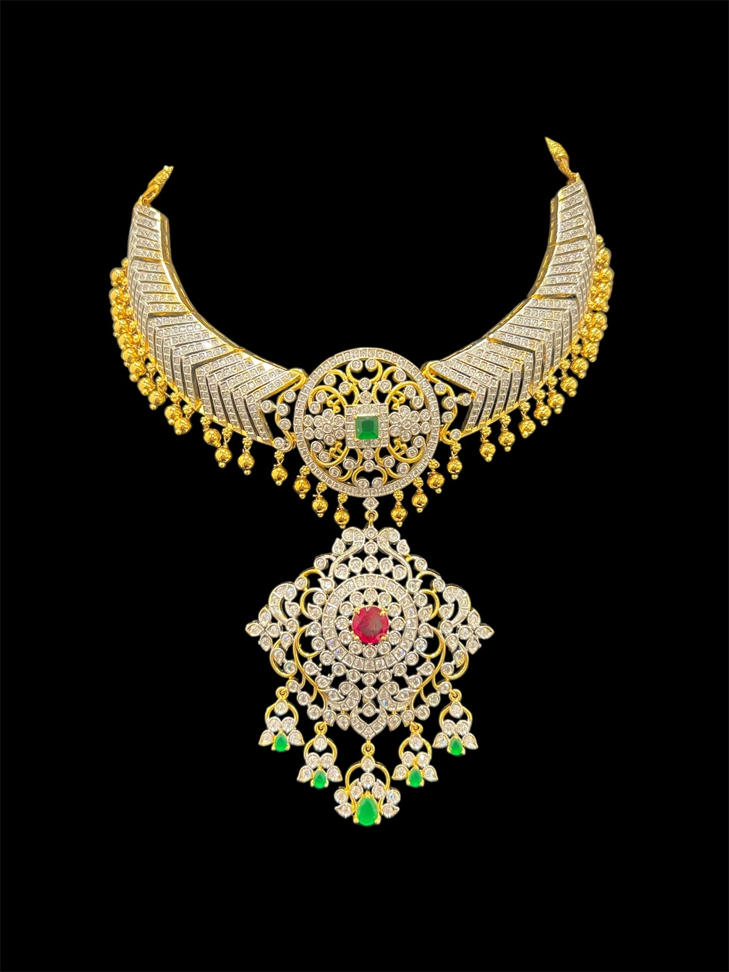 Diamond look Tussi Necklace set