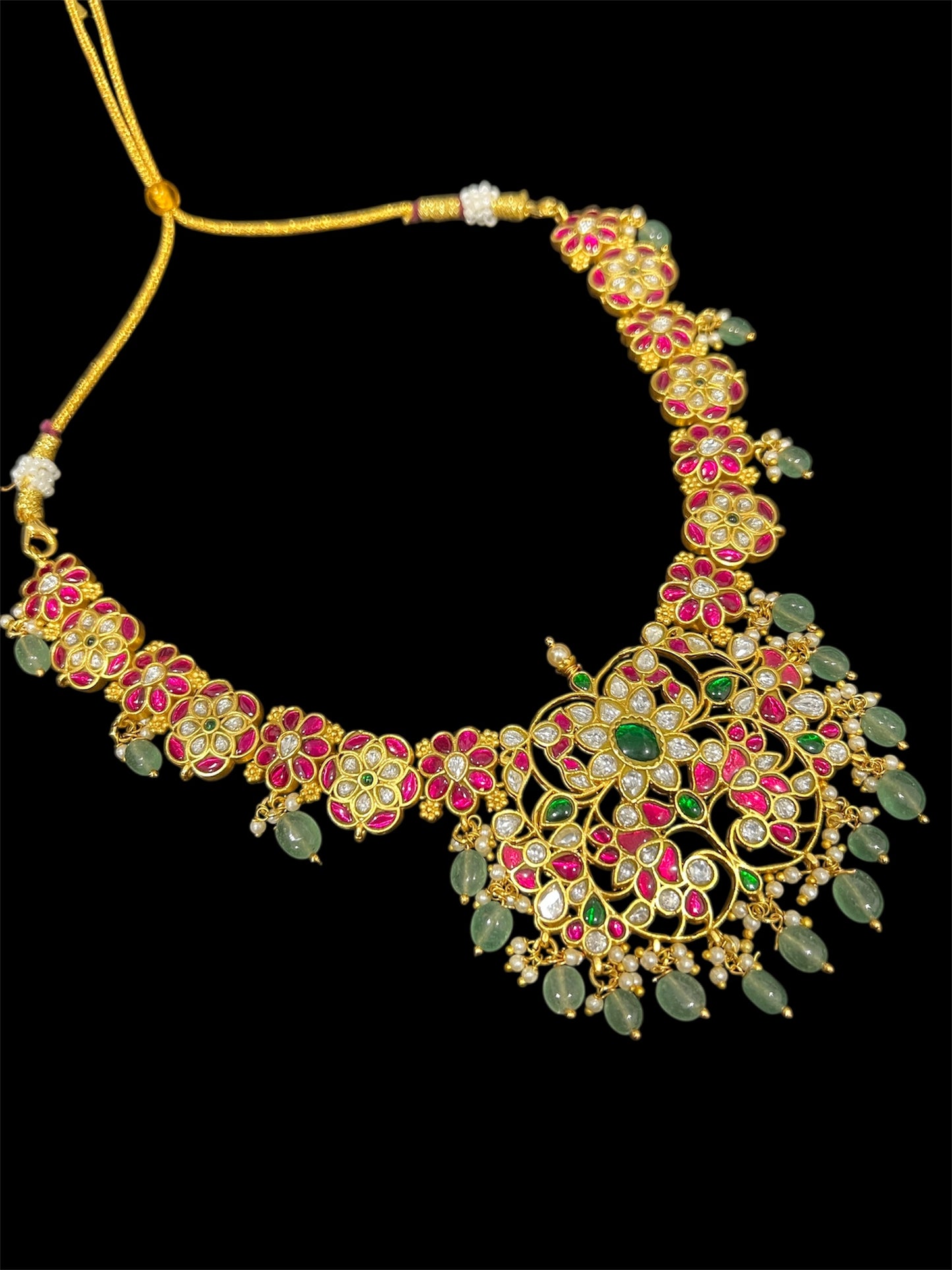 Jadau Kundan Short Necklace