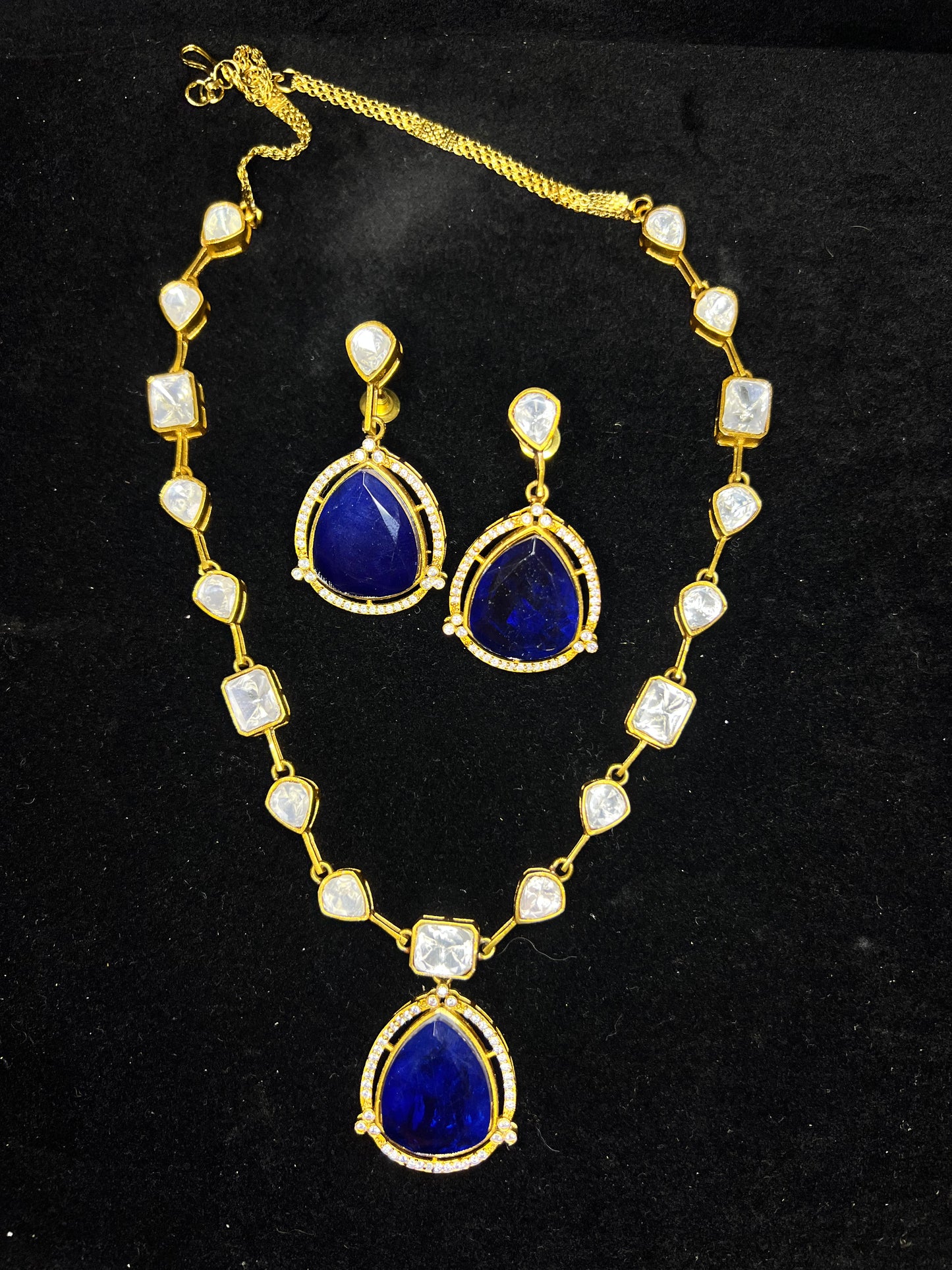 Sapphire Blue Polki Necklace with Mehendi finish