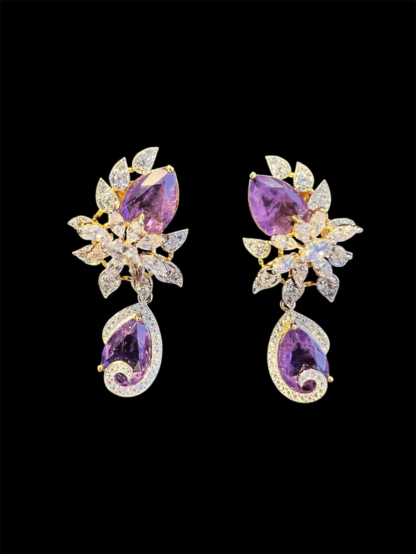 Cocktail party wear earrings