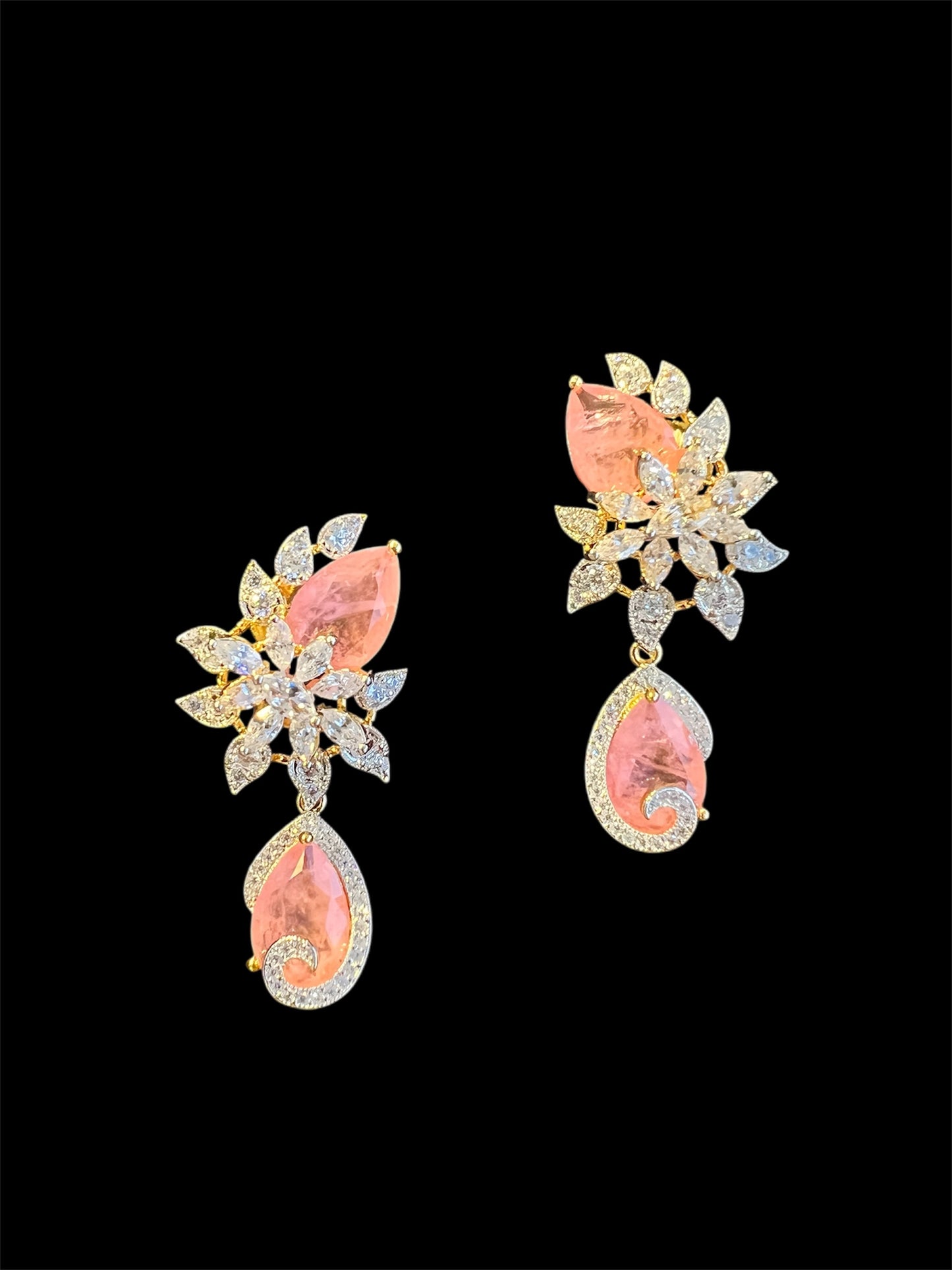 Cocktail party wear earrings